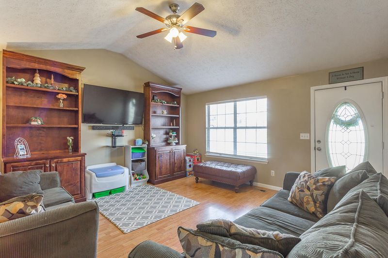 1151 Grand Center Rd, Chickamauga, GA 30707