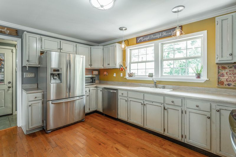 109 Ensign Rd, Rossville, GA 30741