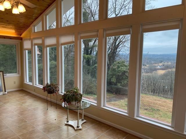 422 Lovella Dr, Ringgold, GA 30736
