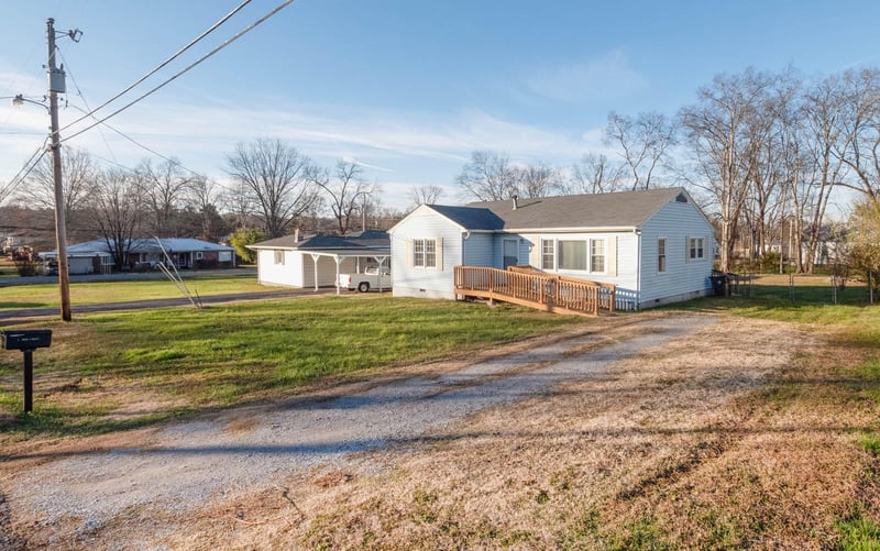 1 Polk Cir, Fort Oglethorpe, GA 30742