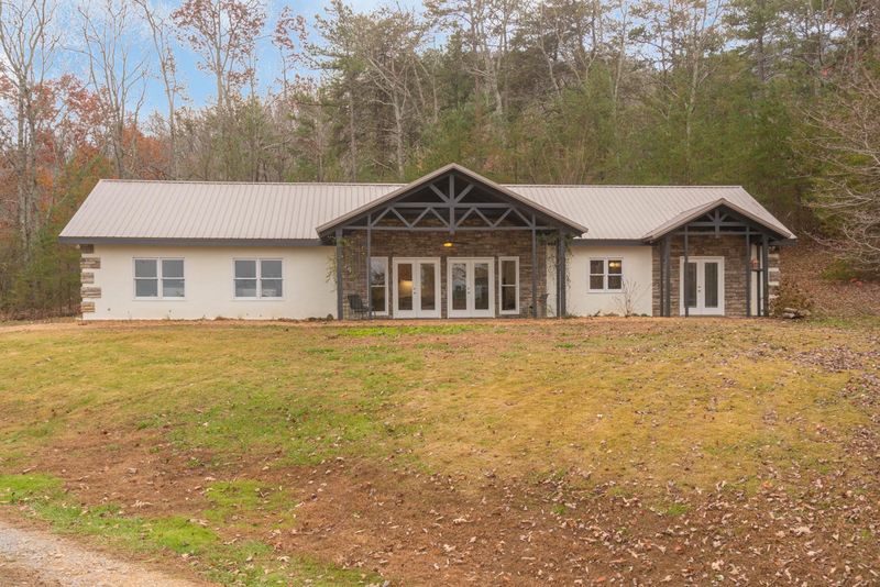 641 Nw Deerfield Ln, Sugar Valley, GA 30746