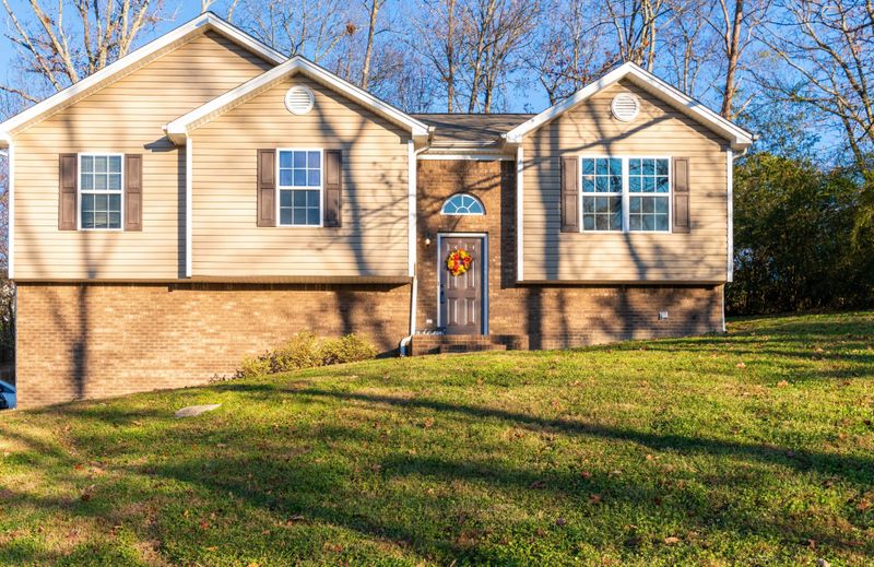 58 Highland St, Ringgold, GA 30736