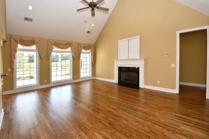 160 Lonesome Dove Ln, Ringgold, GA 30736
