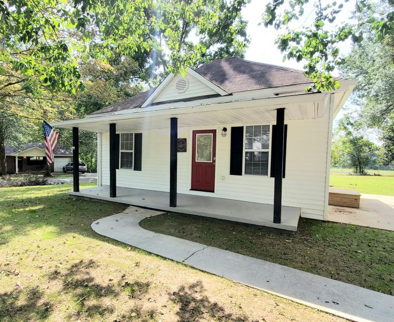 210 Napier St, La Fayette, GA 30728