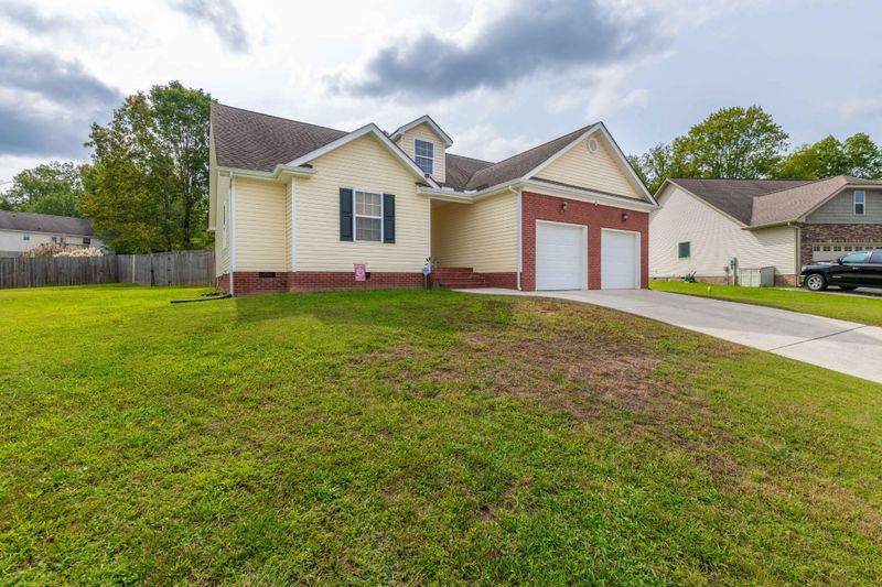 196 Hatfield Dr, Ringgold, GA 30736