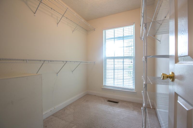 168 Park Dr, Fort Oglethorpe, GA 30742