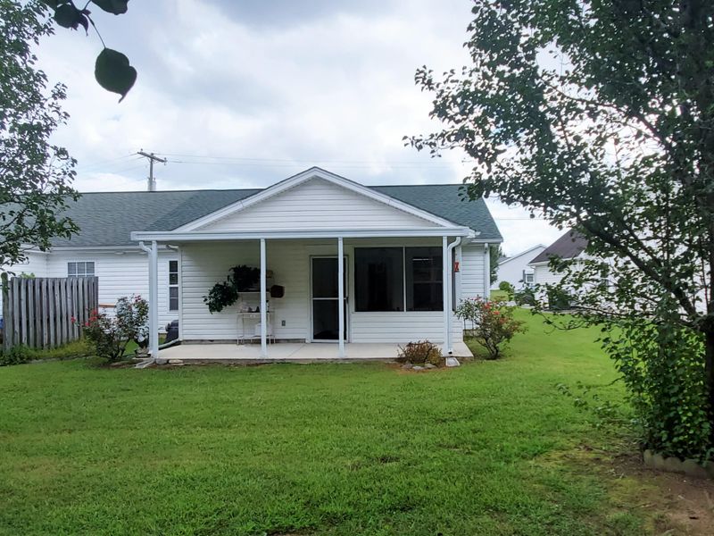 34 Yellow Brick Rd, Rossville, GA 30741