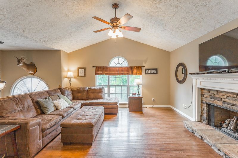 298 Maple Way, Ringgold, GA 30736
