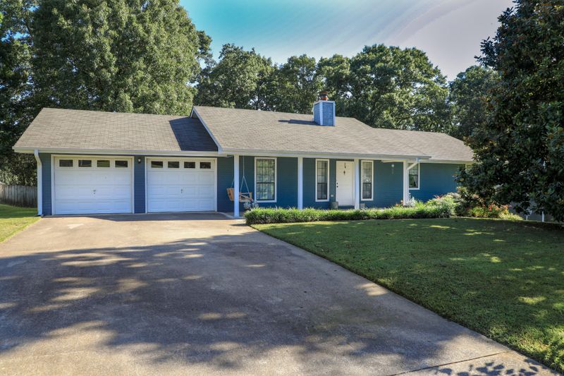 506 Smoketree Cir, Ringgold, GA 30736