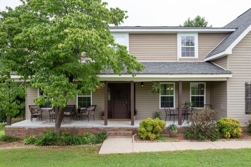 29 Whispering Pine Dr, Trenton, GA 30752