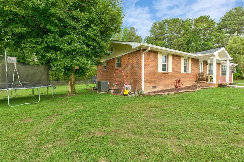 76 Knoll Dr, La Fayette, GA 30728