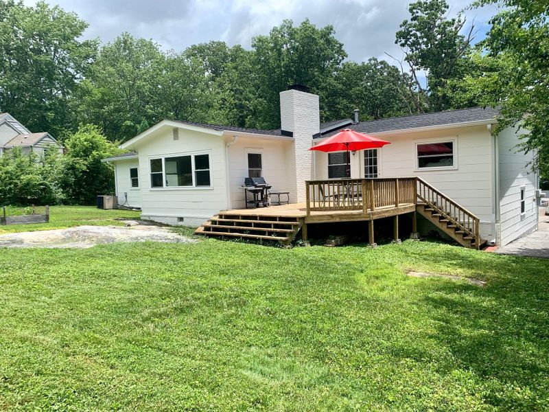 1502 Cinderella Rd, Lookout Mountain, GA 30750