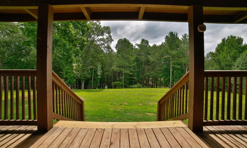 594 Walnut Grove Rd, La Fayette, GA 30728