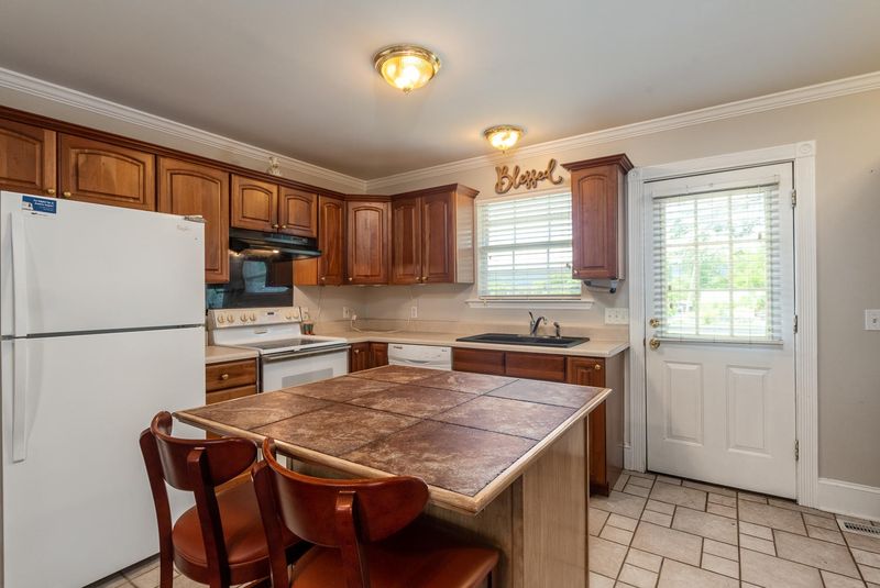 106 Aleda St, Rossville, GA 30741
