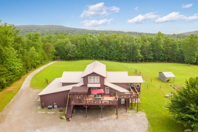 61 Gravitt Dr, Rising Fawn, GA 30738