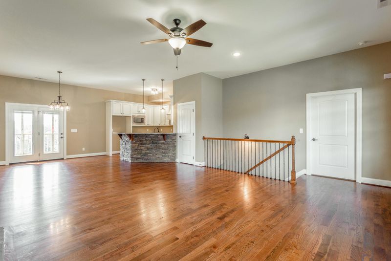 623 Ginger Lake Dr, Rock Spring, GA 30739