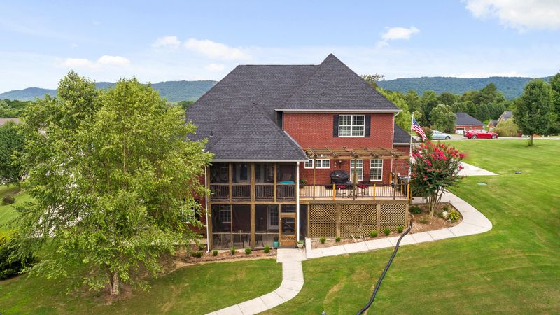 50 Legacy Dr, Ringgold, GA 30736