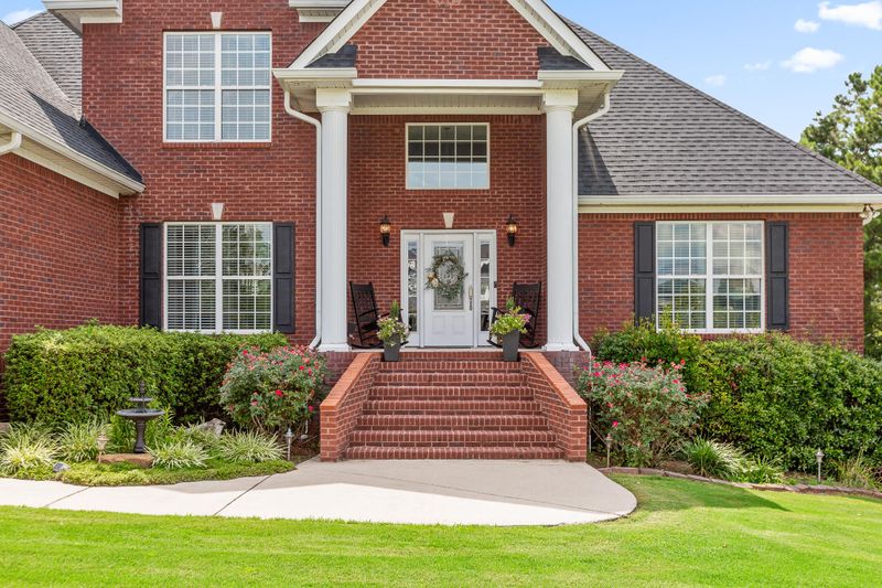 50 Legacy Dr, Ringgold, GA 30736