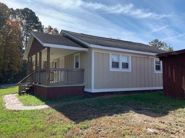 290 Hankins Rd, Rock Spring, GA 30739