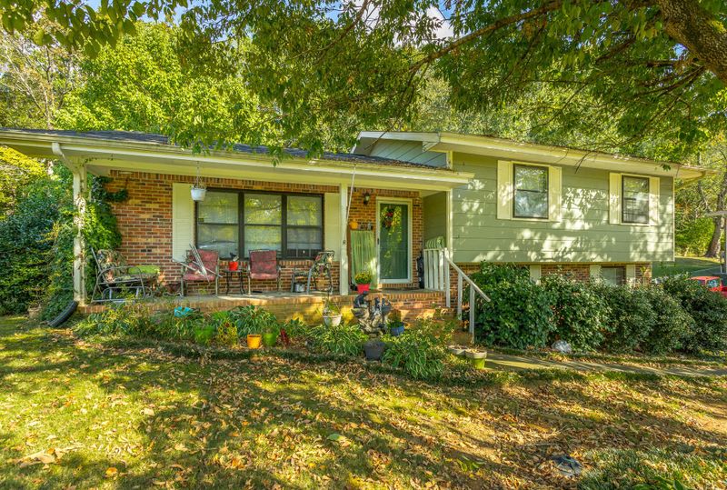 218 Townsend Cir, Ringgold, GA 30736