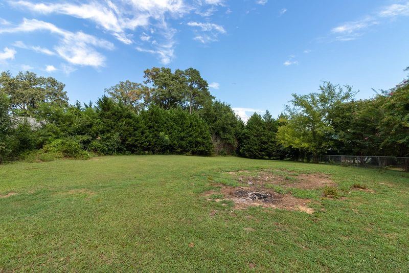 71 Shawn Ln, Chatsworth, GA 30705