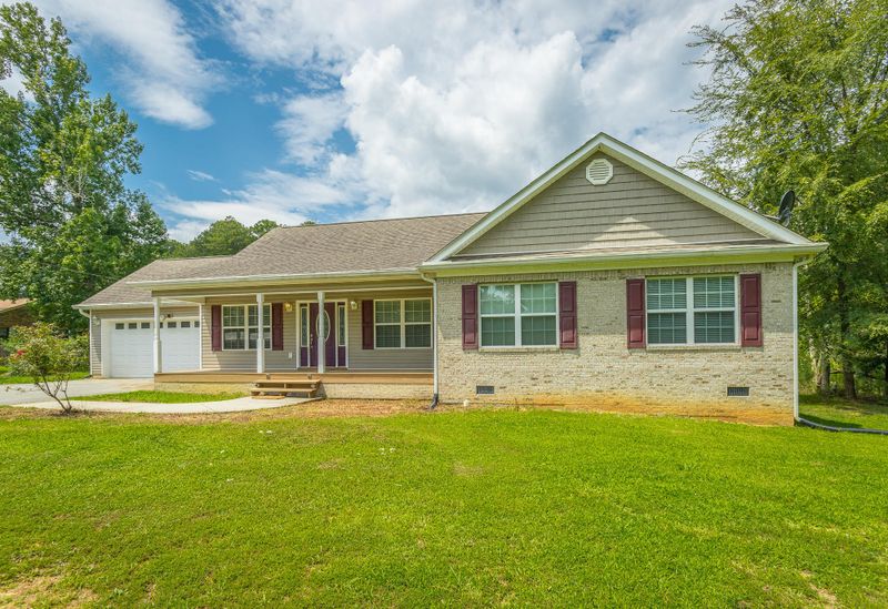 61 Martin Ward Rd, Tunnel Hill, GA 30755