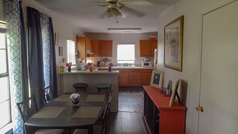 134 Fernwood Dr, Fort Oglethorpe, GA 30742