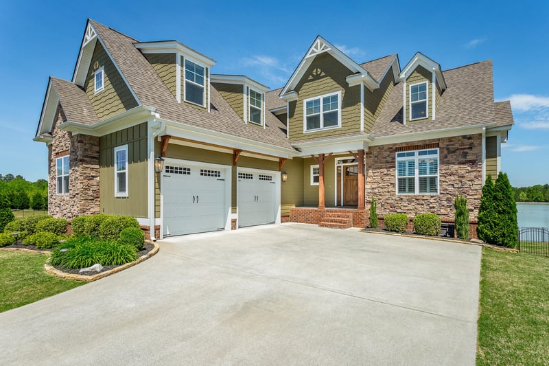 462 Lakeshore Cove Dr, Fort Oglethorpe, GA 30742