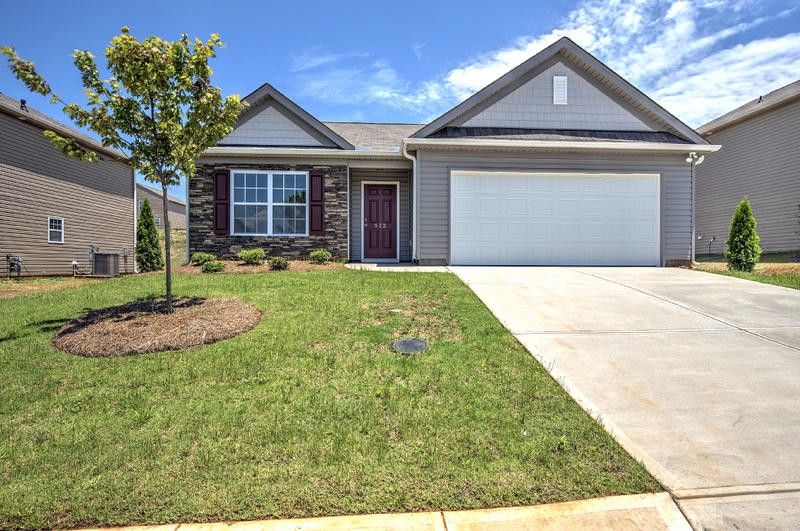 301 Battle Bluff Dr #97, Rossville, GA 30741