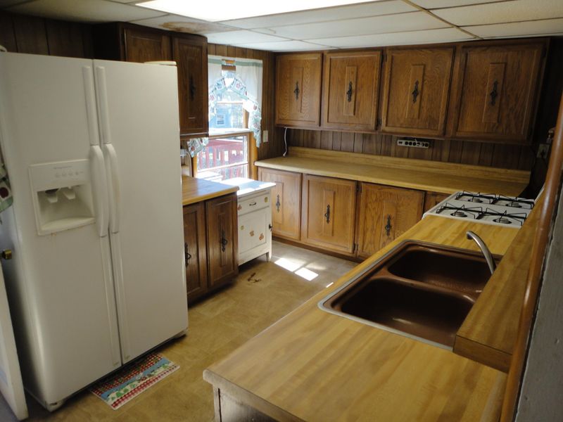 202 W Eighth St, Chickamauga, GA 30707