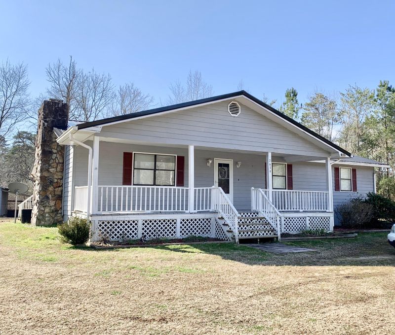 2639 Halls Valley Rd, Trion, GA 30753