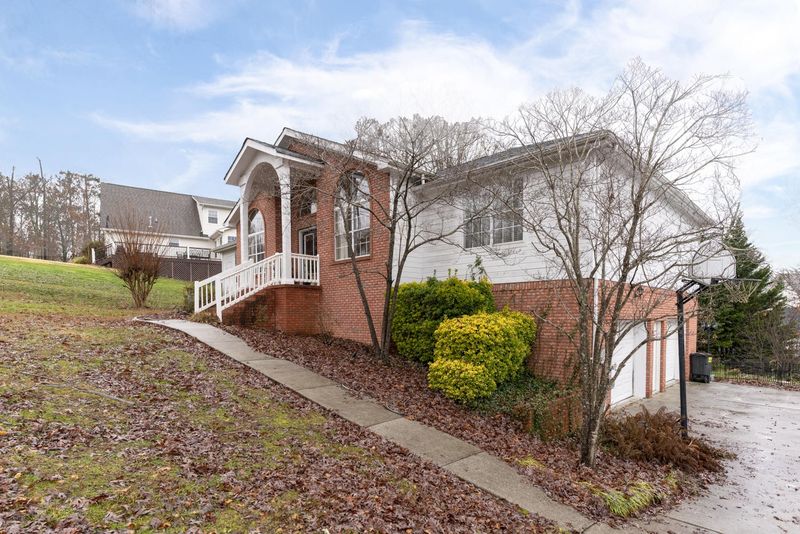 42 Dusty Ridge Trl, Ringgold, GA 30736