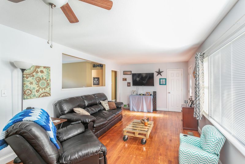 102 Mcafee Rd, Rossville, GA 30741