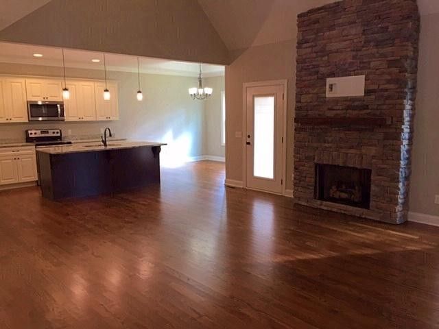875 Live Oak Rd, Ringgold, GA 30736
