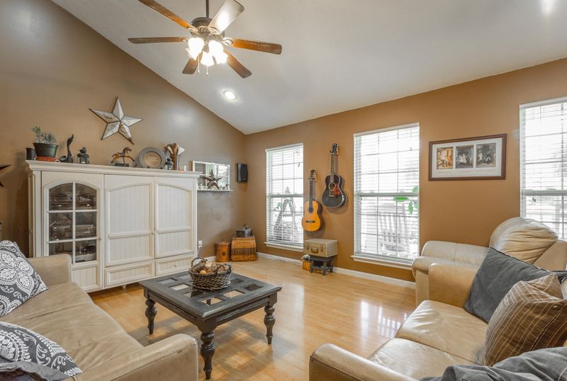 3782 Salem Valley Rd, Ringgold, GA 30736