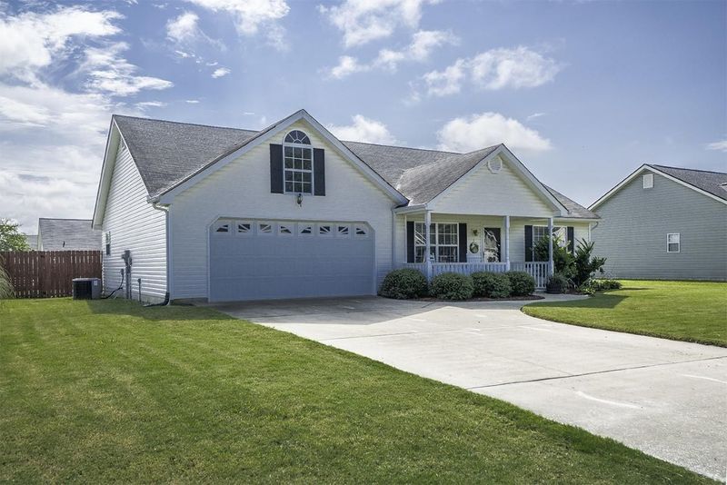 23 Century Dr, Rossville, GA 30741