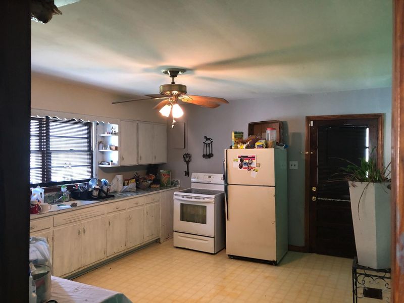 960 Cross St, Rossville, GA 30741