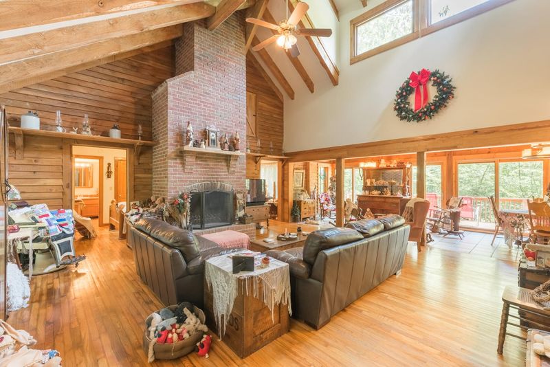 1229 Coffman Springs Rd, La Fayette, GA 30728