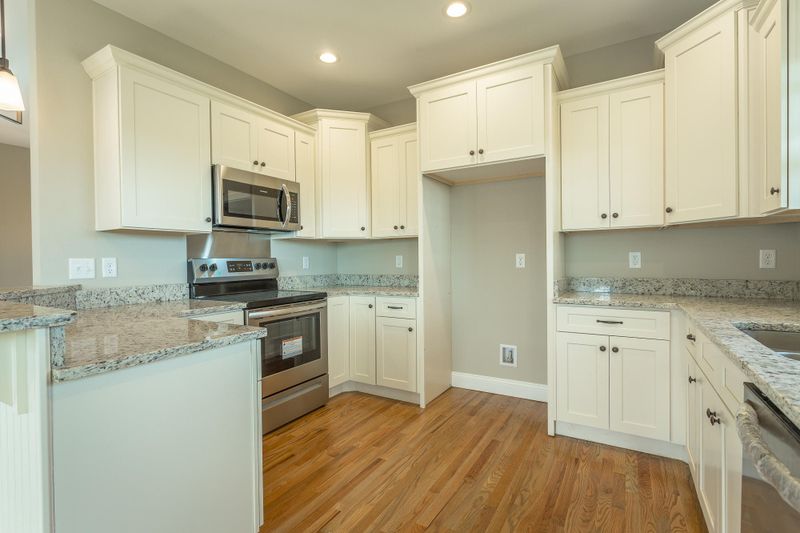 41 Blue Herron Dr, Rock Spring, GA 30739