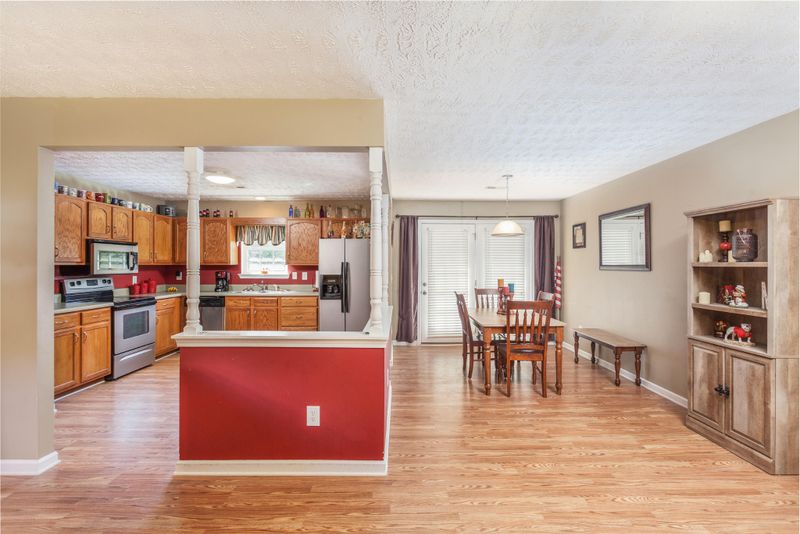 480 Bernice Dr, Trenton, GA 30752