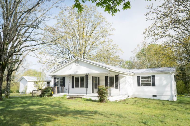 138 County Rd 804, Flat Rock, AL 35966