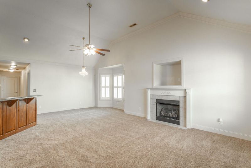 259 Briarstone Dr, Rossville, GA 30741