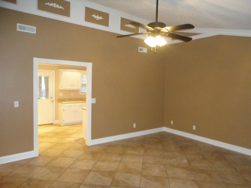 290 Sage Brush Ln, Rossville, GA 30741