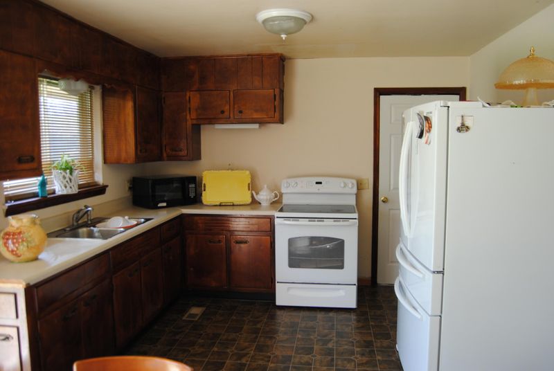 138 Greenfield Dr, Rossville, GA 30741