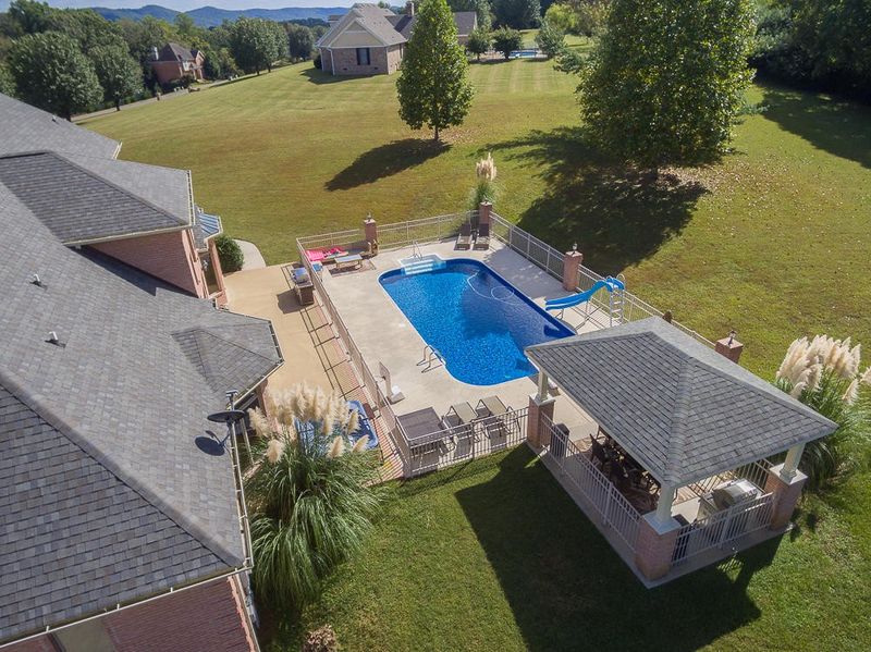 351 Heritage Dr, Ringgold, GA 30736