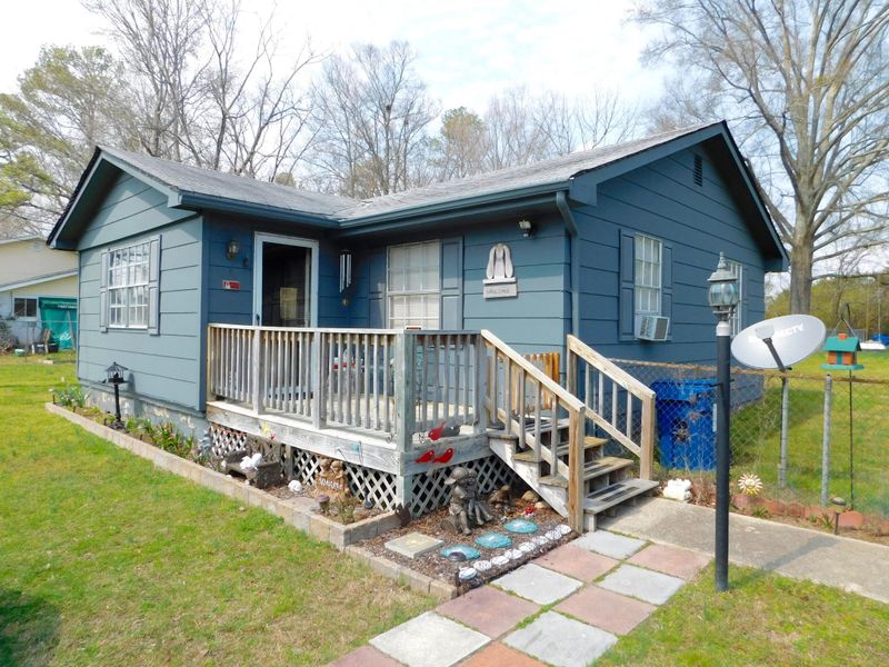 546 Julian Rd, Ringgold, GA 30736