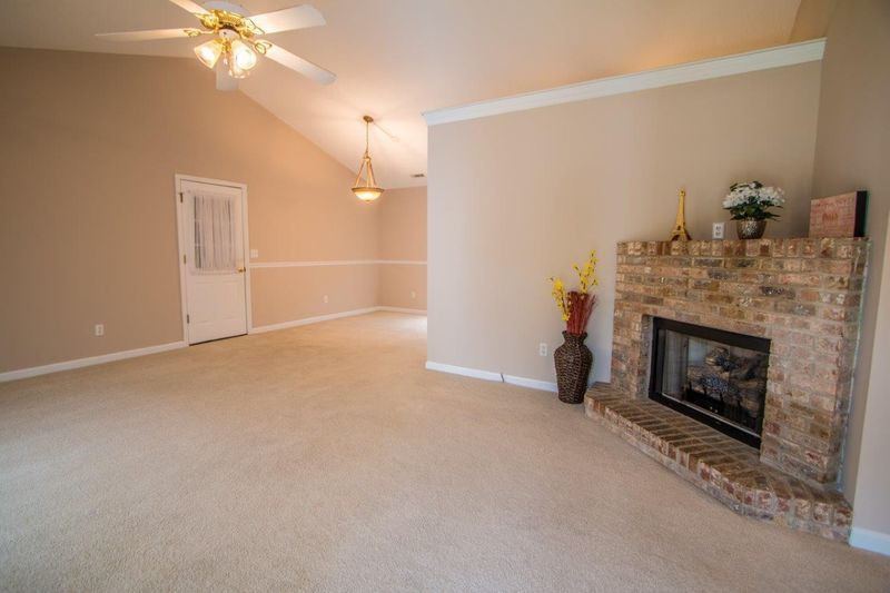 198 Chloe Belle Cir, Ringgold, GA 30736