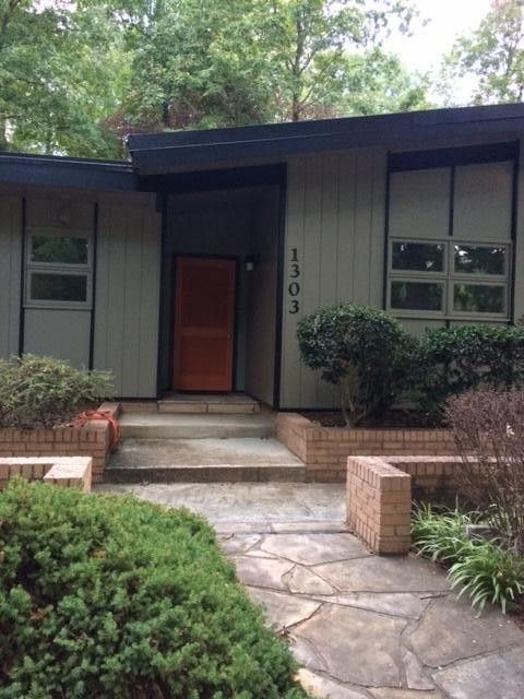1303 Swann Dr, Dalton, GA 30720