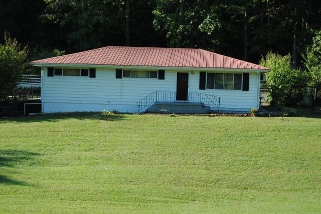 2191 N Long Hollow Rd, Chickamauga, GA 30707