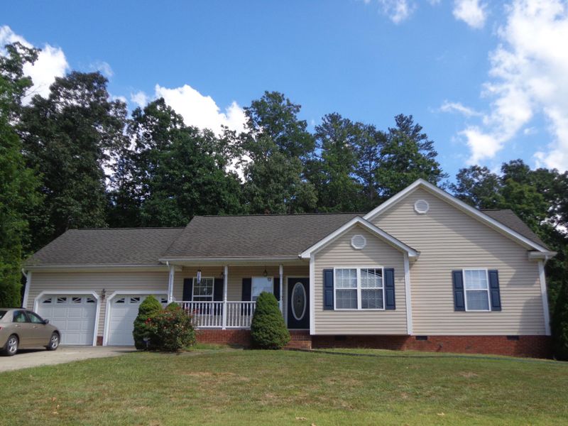 596 Howard Leonard Rd, Ringgold, GA 30736